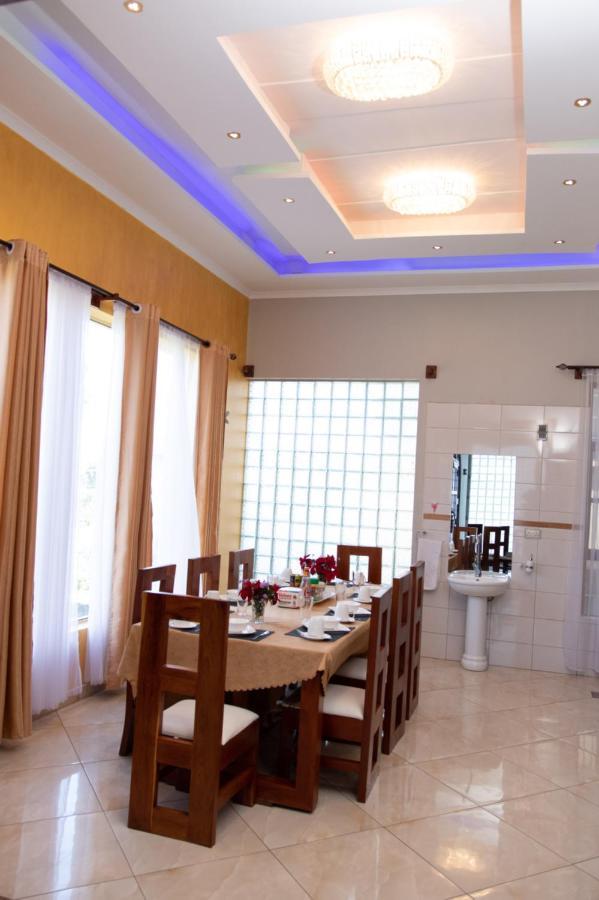 Arusha Royal Bed & Breakfast Ngoại thất bức ảnh